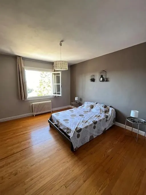 Maison Au Bord Du Lac Saint-Etienne-Cantales