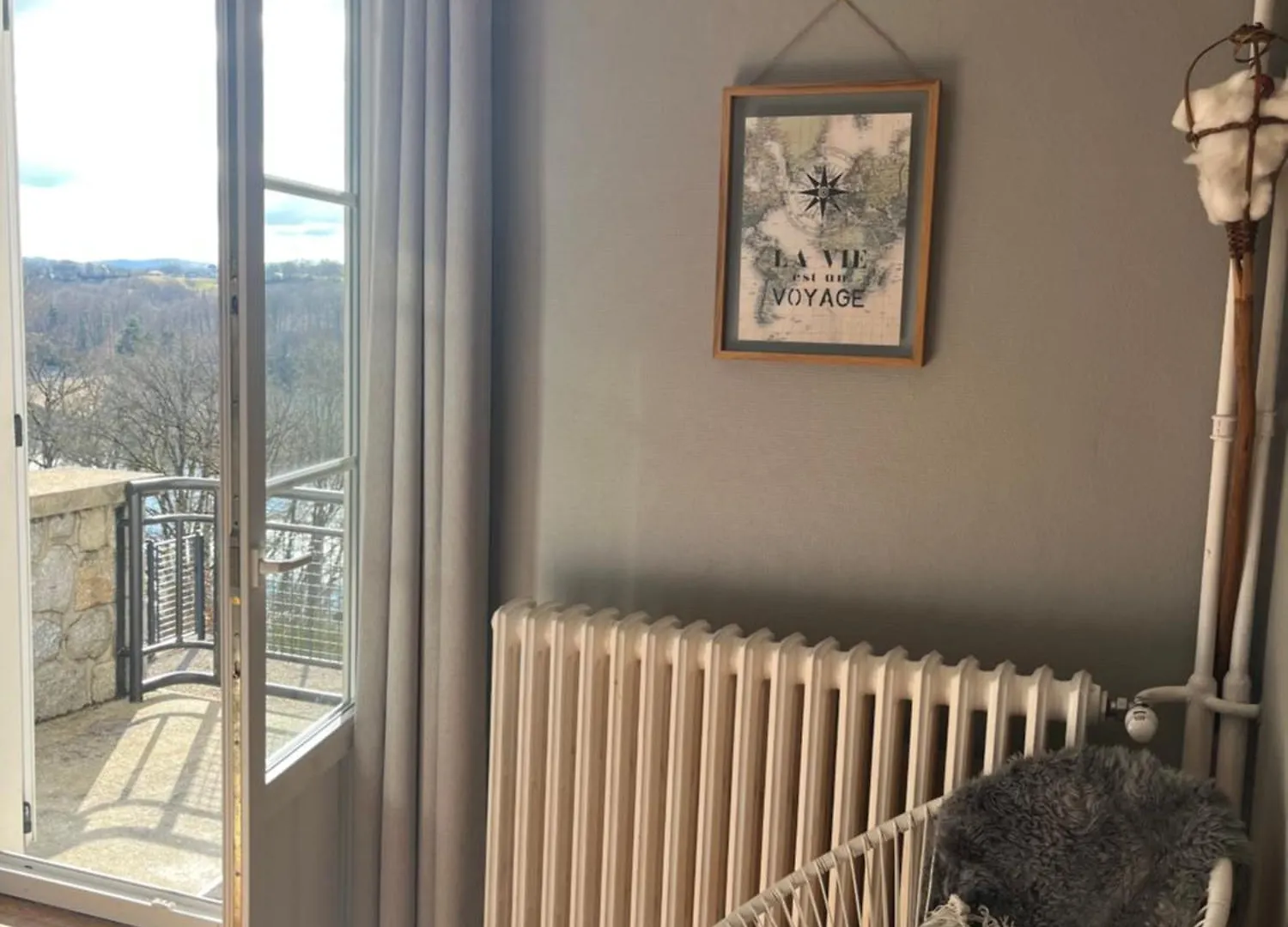 Maison Au Bord Du Lac Saint-Etienne-Cantales